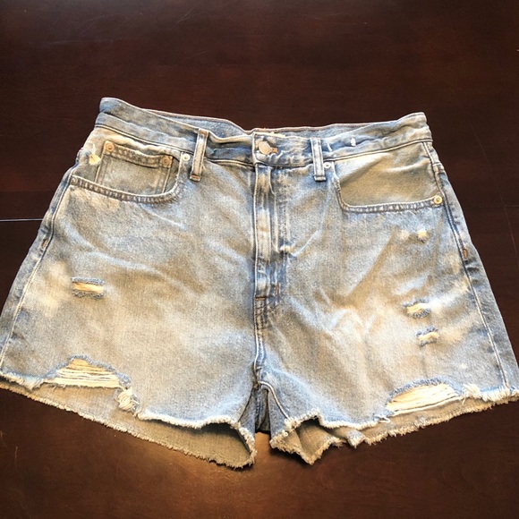 Madewell Pants - Madewell MomJean Denim Cutoff Short